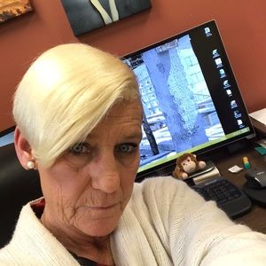 Meet your Posher, Lelee ann